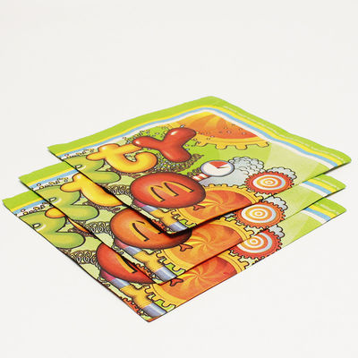 Bàn giấy in hình vuông, khăn giấy 3 chỗ để tiệc tùng