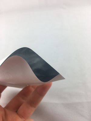 Các túi giấy được lót bằng tấm bảo vệ giữ cho các thành phần thực phẩm tươi và phân hủy sinh học
