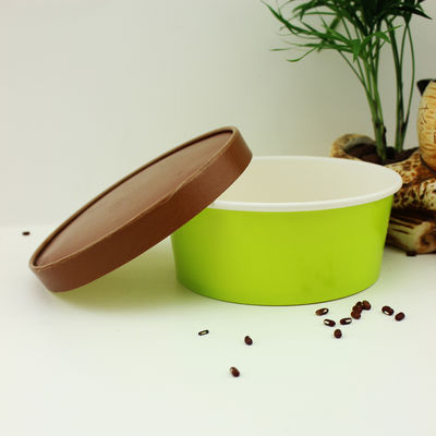 Các bát salad giấy với nắp - đa dụng, phong cách và xếp chồng lên nhau